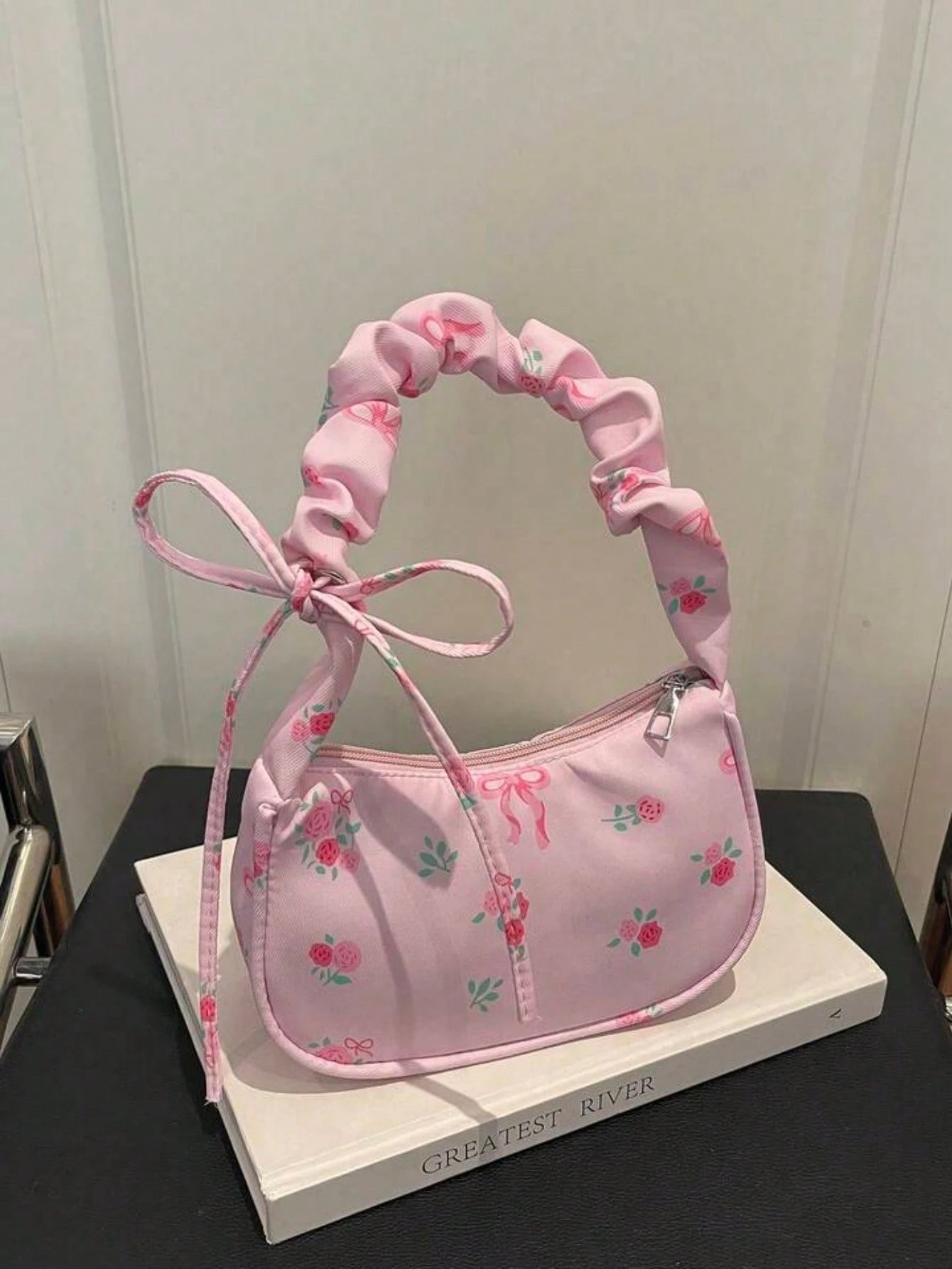 1pc Pink Nylon Printed Zipper Casual Women's Shoulder Bag, Multipurpose For Daily Use