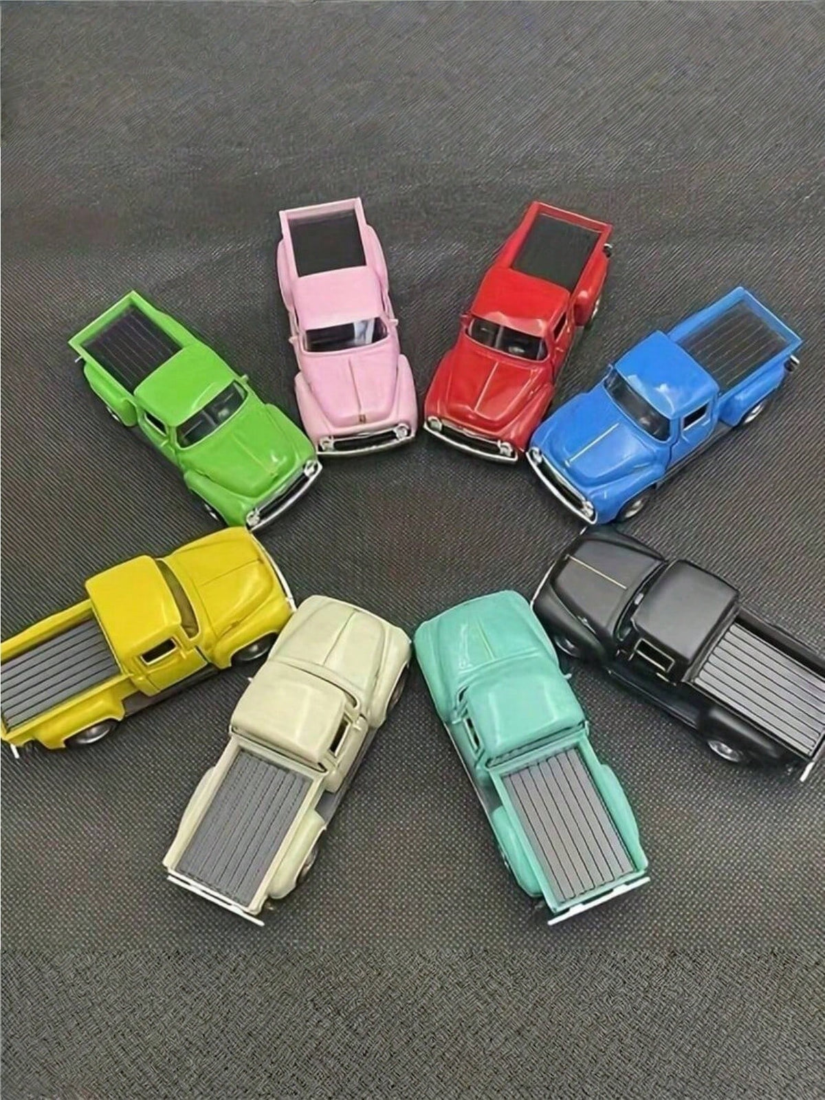 1pc Retro Alloy Metal Pickup Truck Decoration- Pink & Red Classic Car Model With Decor, Openable Doors, Required- Ideal For Home & Office Decor, Toy Vehicle Collection