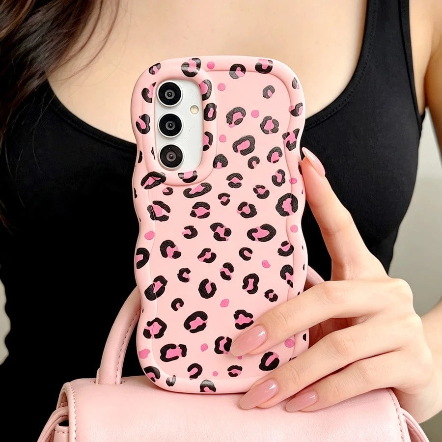 1pc Rose Red Leopard Print Minimalist Black Pink Cute Matte Fresh European American Ins Gentle Style Beautiful Fashion Vintage, Macaron Color Full Coverage Anti-Drop Fresh Colorful Wave Shape Cream St