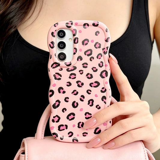 1pc Rose Red Leopard Print Minimalist Black Pink Cute Matte Fresh European American Ins Gentle Style Beautiful Fashion Vintage, Macaron Color Full Coverage Anti-Drop Fresh Colorful Wave Shape Cream St