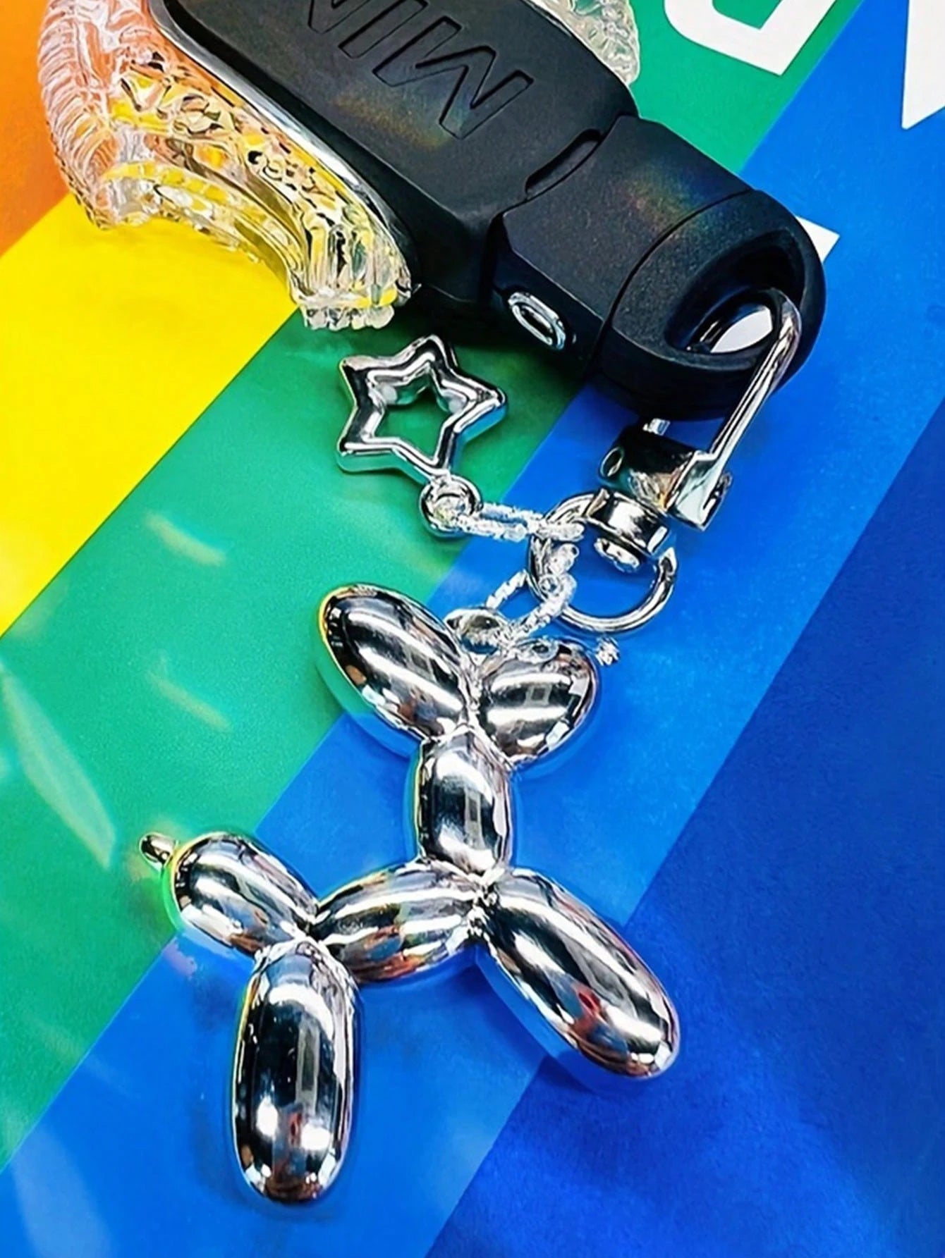 1pc Silver Star Balloon Puppy Keychain- Fashionable Handbag, Backpack & Wallet Accessory, With Heart Pendant And Adjustable Clasp, Bag Charm Keyring, Car Key Chain, Unique Gift For Women, Suitable Fo