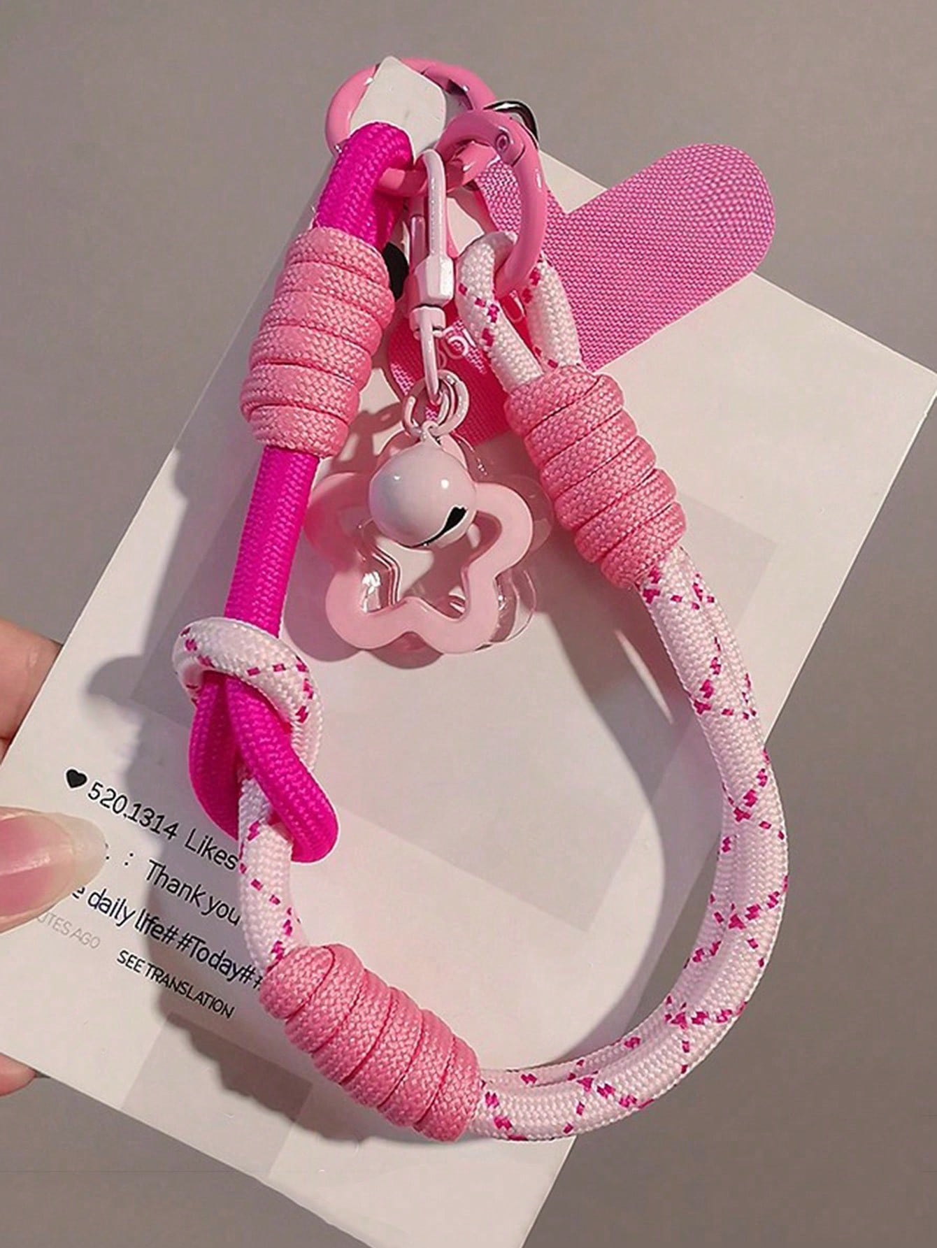 1pc Star Charm Wrist Phone Lanyard, Detachable Dual-Use Thumb Loop Wrist Strap, Outdoor Travel Hiking Braided Durable Wrist Cord Unisex, Comes With Pad (No Photo Card Included)