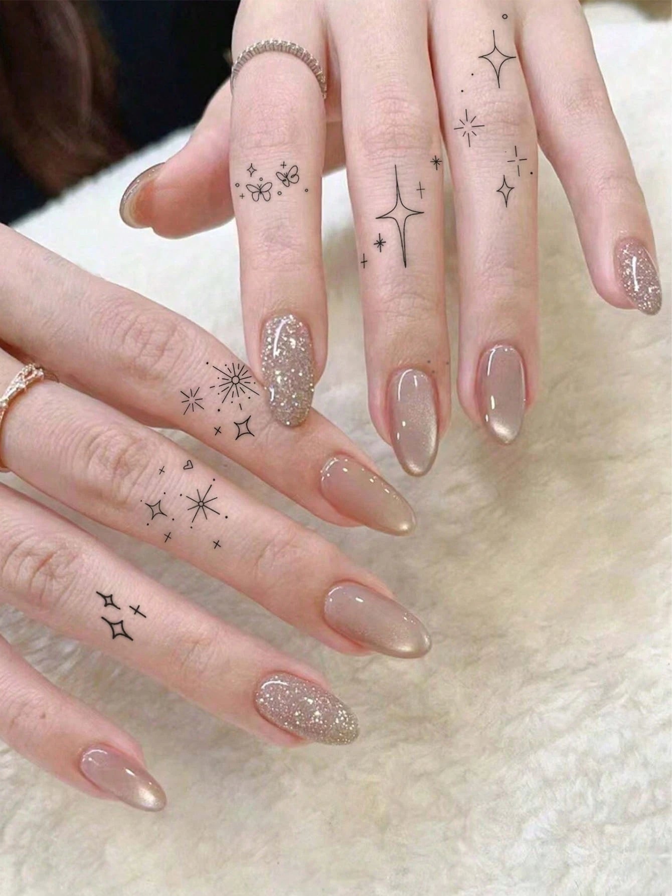 1pc Waterproof, Sweat-Resistant & Washable Temporary Tattoo Sticker With Sparkling Star, Crescent Moon & Glittering Finger Patterns, Fashionable & Suitable For Fashionable People For Daily Use