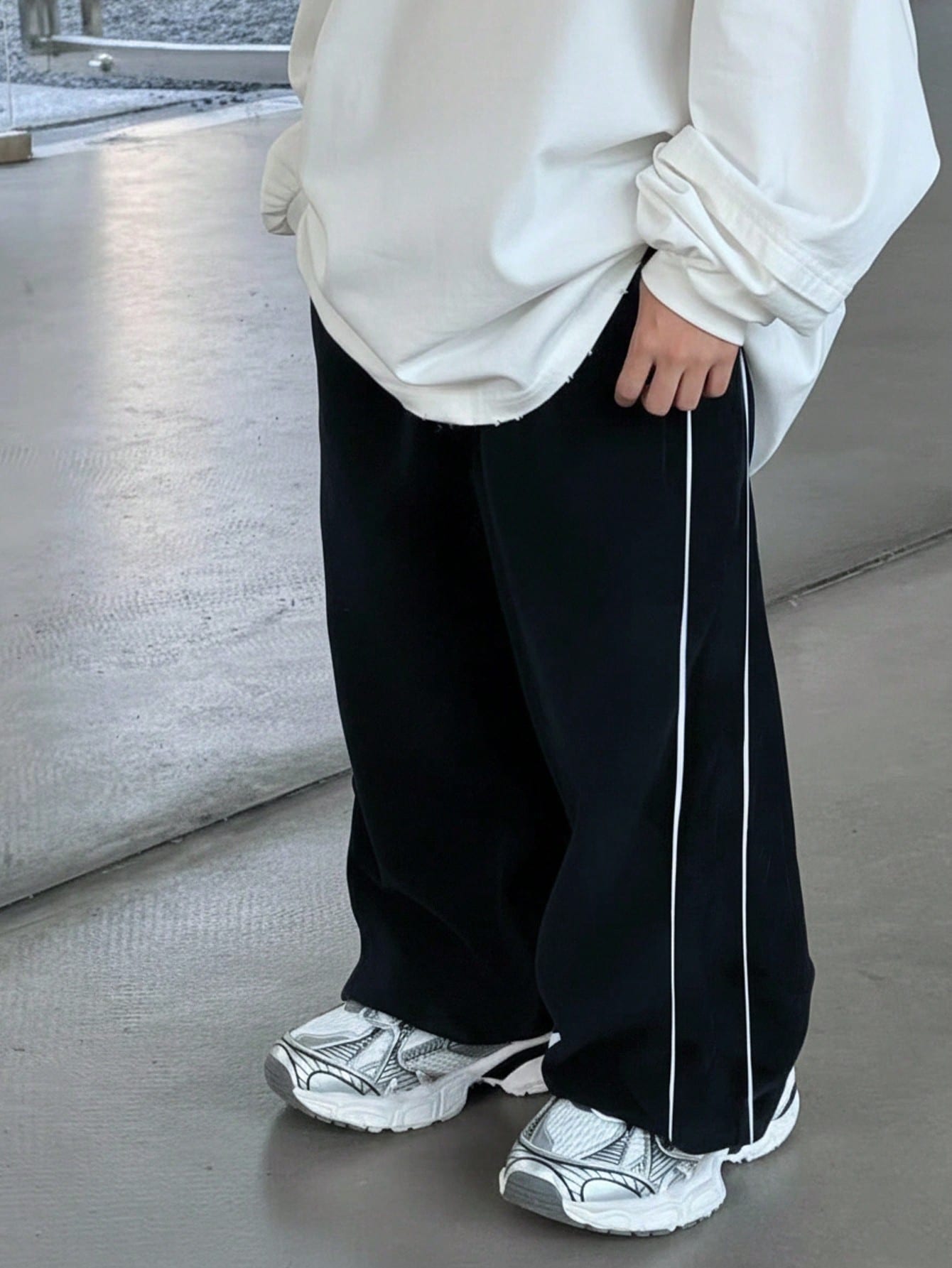 1pc Young Boys' Casual Sports Pants,Straight Leg,Soft & Comfortable,With Drawstring Decoration,Suitable For Daily Wear,School,Outdoor,All Season
