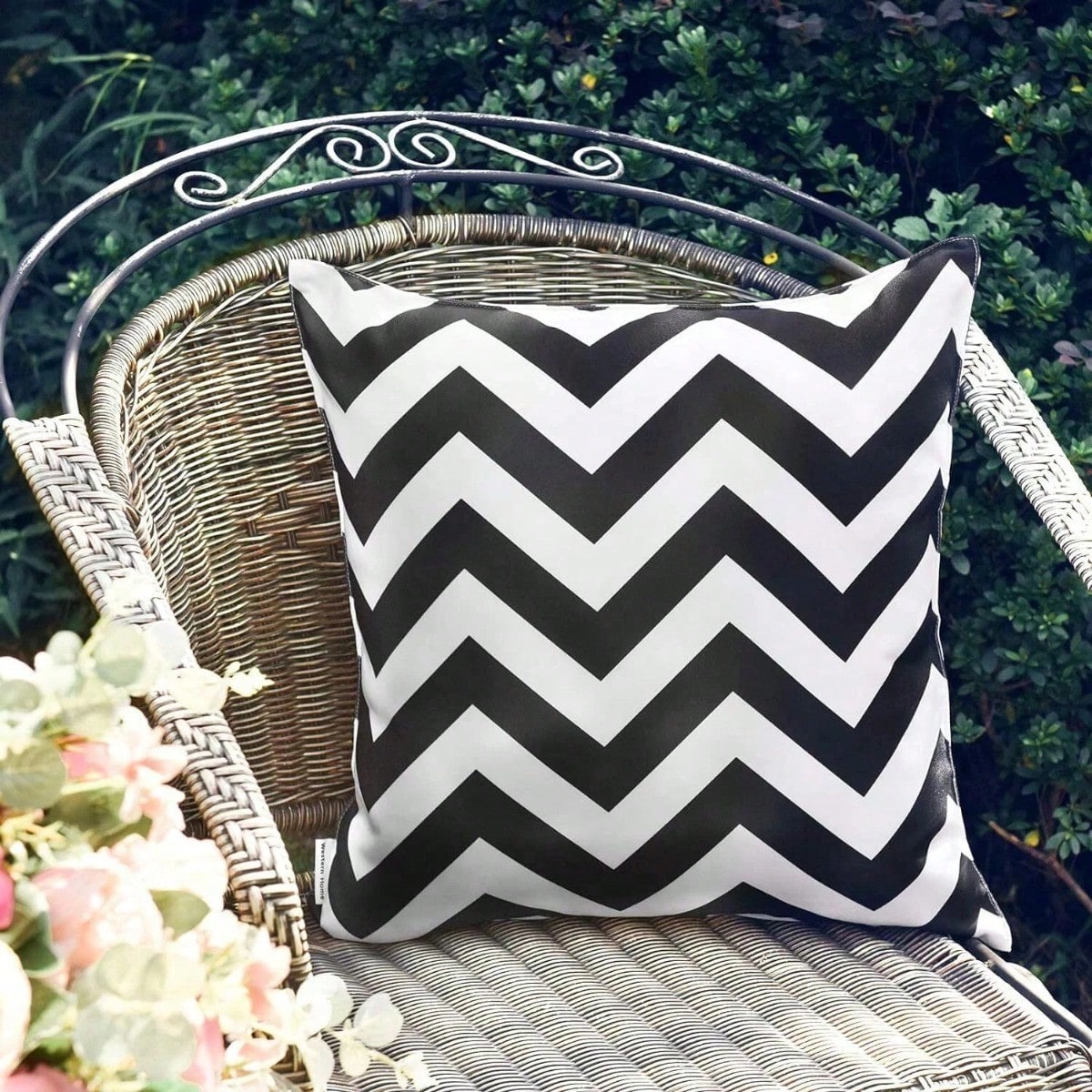 2-Pack Outdoor Waterproof Pillow Covers, Black, Suitable For Garden Balcony, Sofa Cushions 18x18 Inches