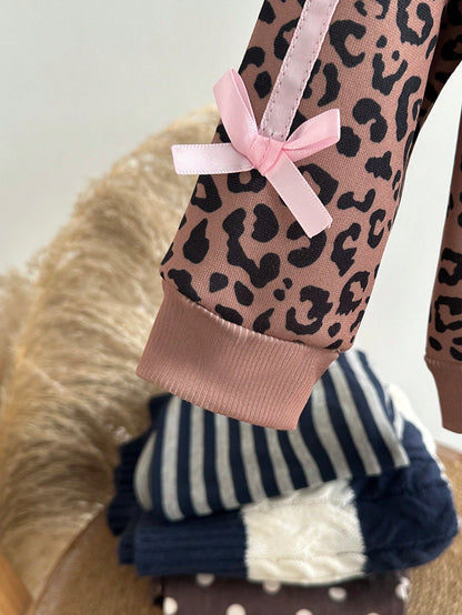 2026 Autumn/Winter Girls' Coffee Leopard Print Hooded Thermal-Lined 2-Piece Set, Pink Pony Digital Print Bow Zipper Jacket And Pants Outfit, Vintage Sweet Cool Thickened Casual Kids Wear For Sma