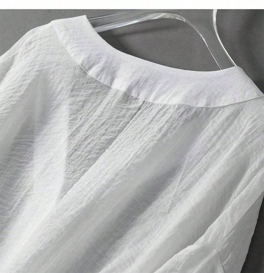 2026 Women's Loose-Fit Lightweight Long-Sleeve Shirt: 100%, Slightly Sheer Design, Slim-Fit Cut,, Casual Style, Youthful-Looking Long-Sleeve Shirt,Bre
