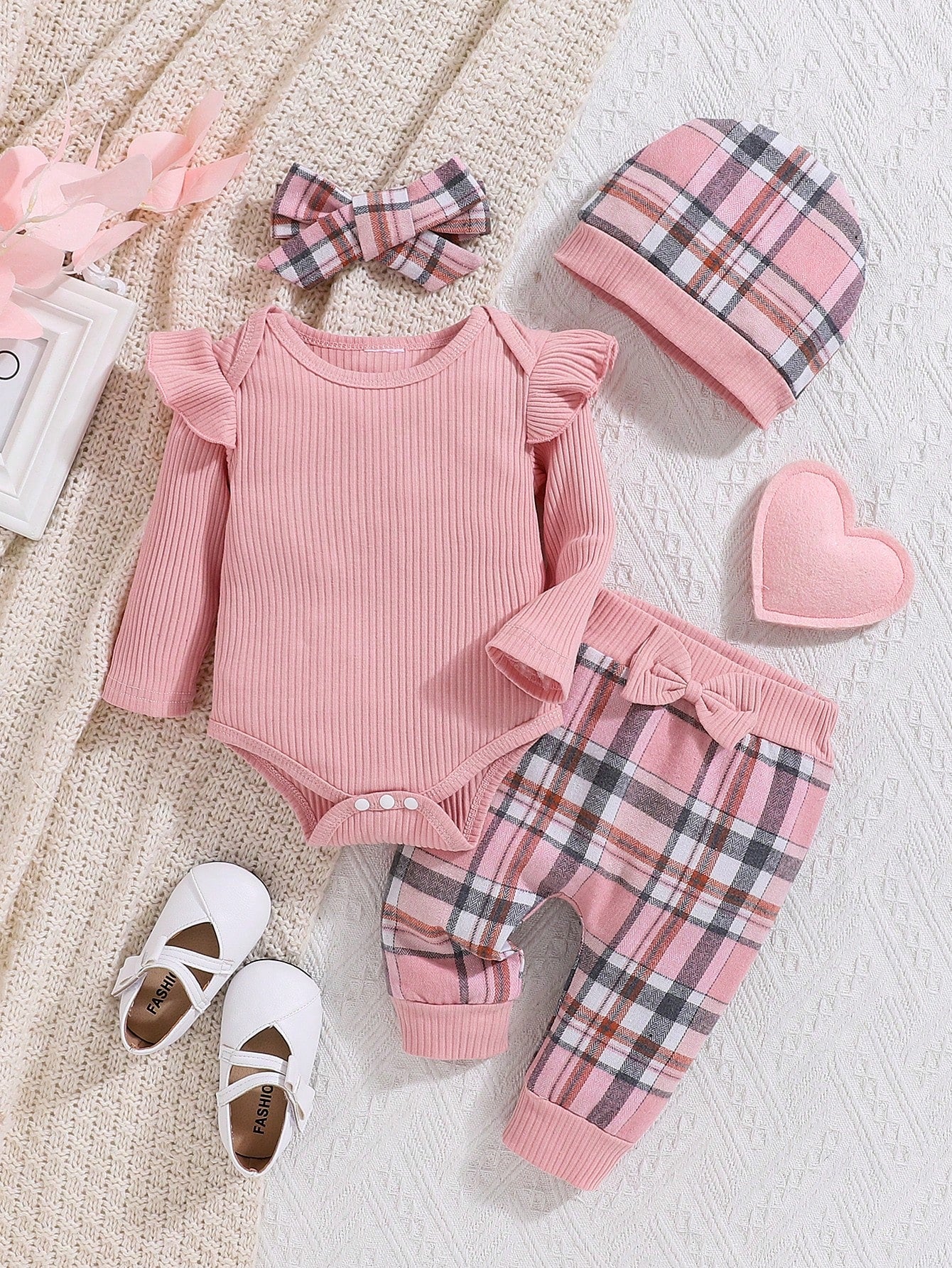 2pcs Baby Girl Autumn/Winter Pink Romper, Plaid Pants And Hat Set