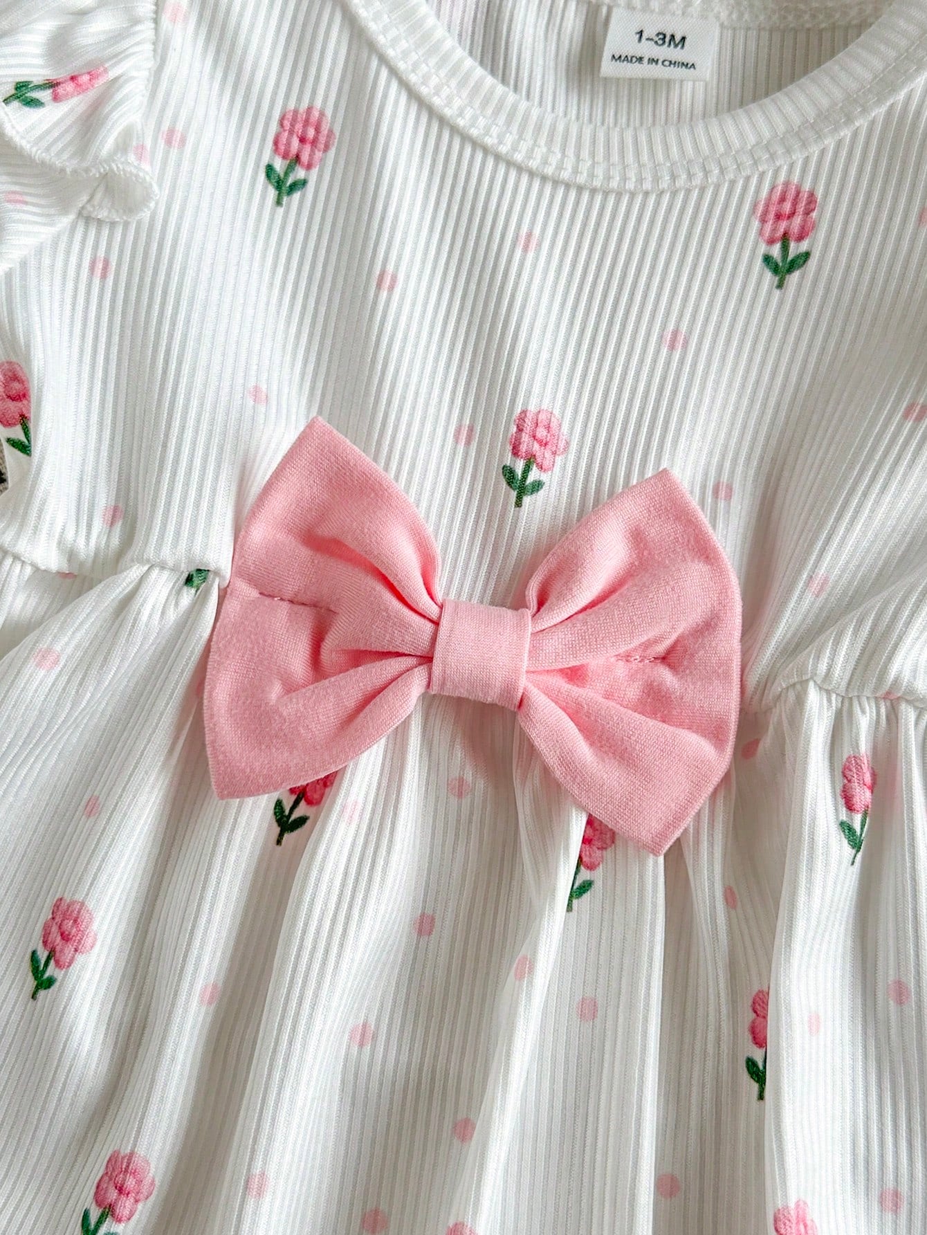 2pcs Baby Girl Sweet Ditsy Floral Two Pieces Set, White Vertical Stripe Long Sleeve Doll Top With Flutter Sleeve Design, All-Over Pink Ditsy Floral, Large Pink Bow On Chest, Loose Fit Skirt-Styl