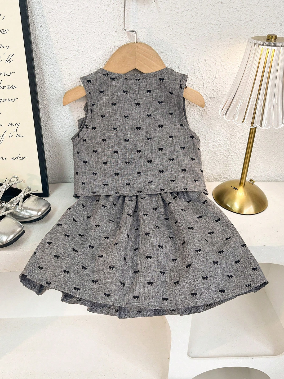 2pcs Baby Girls' Butterfly Print Top With 3D Floral Decor Paired With Pleated Skirt Set, Summer
