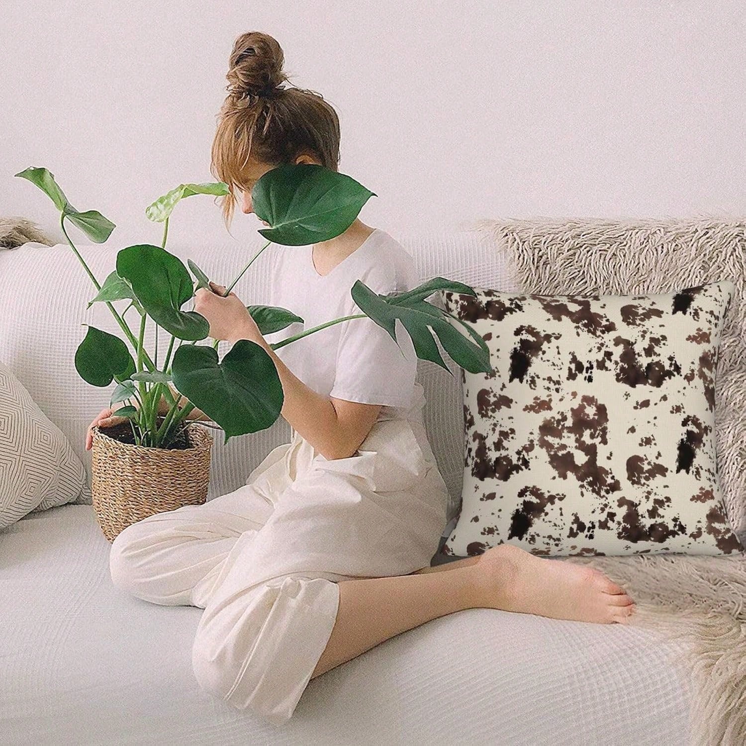 2PCS Brown Cow Print Square Pillow Cover, Western Country Cowhide Texture Sofa Pillow Cover, Suitable For Bedroom And Country Home Decor, Single-Sided Without Pillow Insert