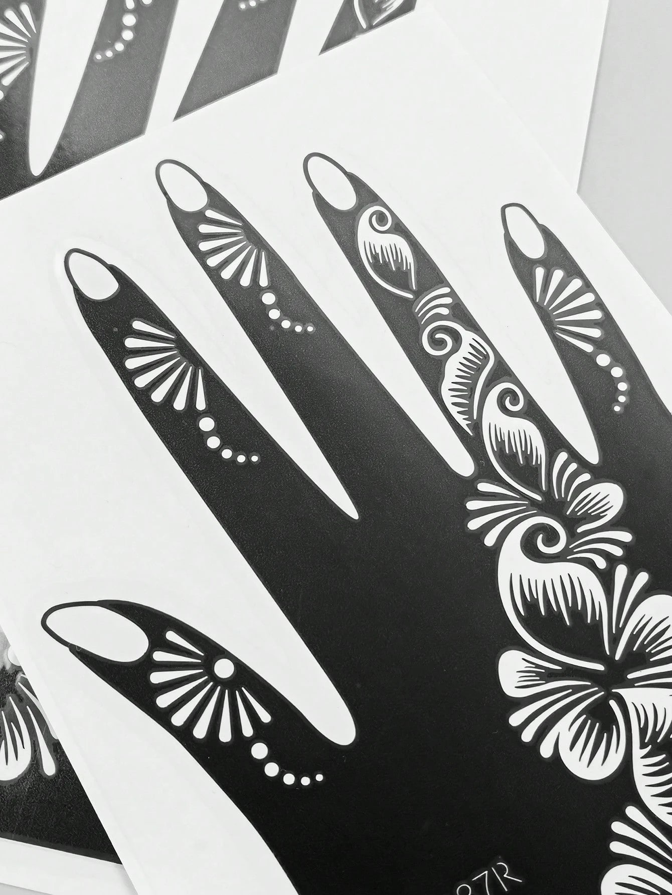 2pcs Hand Flower Henna Stencil Hollow Out Tattoo Stickers,Tattoo Stencil