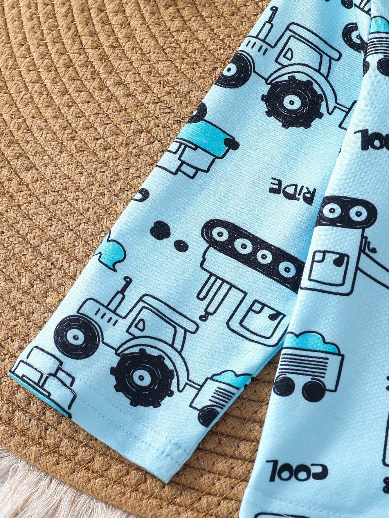 2pcs/Set Baby Boy Knit Fabric Comfortable Soft Car Print All-Season Wear