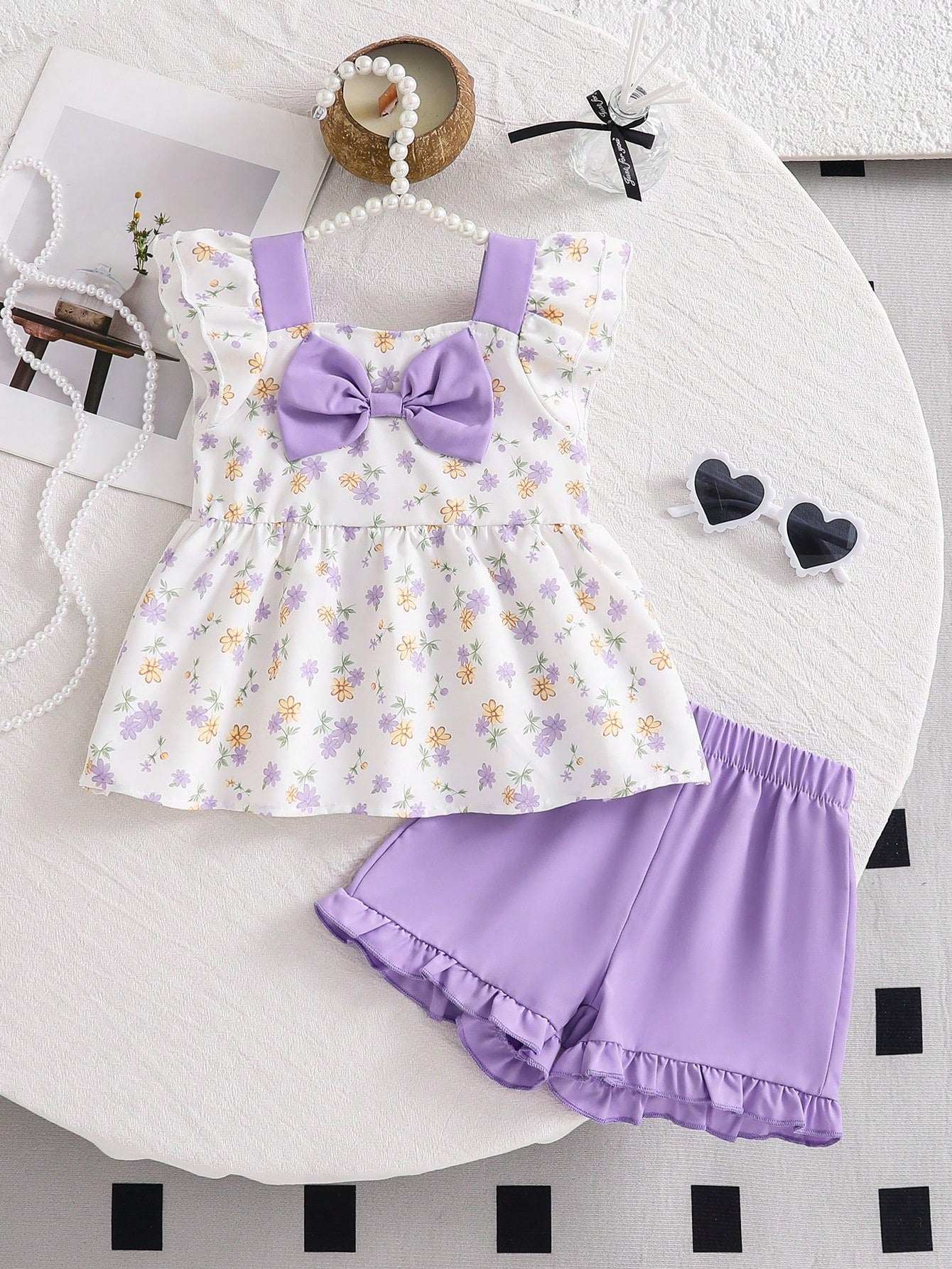 2pcs/Set Baby Girls' Summer Cap Sleeve Top And Shorts Set, Baby Girl Bowknot Ditsy Floral Sleeveless Shirt + Ruffle Hem Elastic Waist Pants, Cute Sweet Princess Outfit, Newborn 1st Birthday Gift, Soft