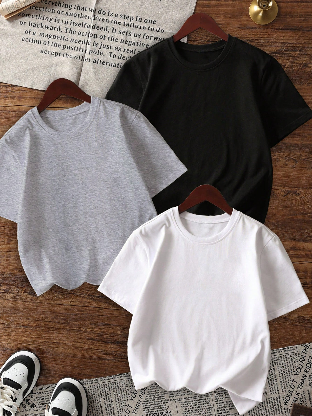 3pcs/Set Women's Summer Casual Round Neck Short Sleeve T-Shirts, Fashionable Solid Color Tops Suitable For Daily Wear. White Top, Black Top, Pink Top