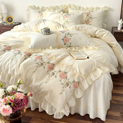 3pcs Skin-Friendly Soft Comfortable Off-White Floral Embroidery Lace Ruffle Craft Duvet Cover Set (1*Duvet Cover+2*Pillowcases, No Inserts), French Country Style, Feminine Style, Girly Style, Suitable