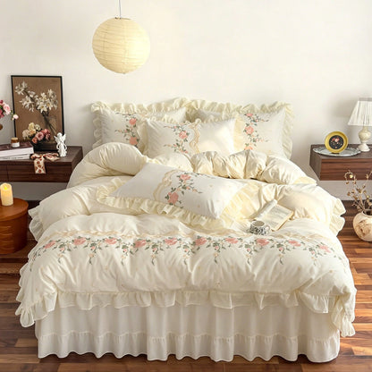 3pcs Skin-Friendly Soft Comfortable Off-White Floral Embroidery Lace Ruffle Craft Duvet Cover Set (1*Duvet Cover+2*Pillowcases, No Inserts), French Country Style, Feminine Style, Girly Style, Suitable