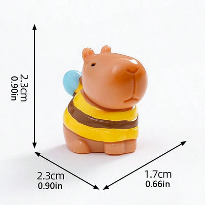 5pcs Creative Cute Bee Clothes Capybara Small Water Pig Car Dashboard Desktop Ornament DIY Car Interior Office Desk Computer Screen Landscape Decoration Accessories
