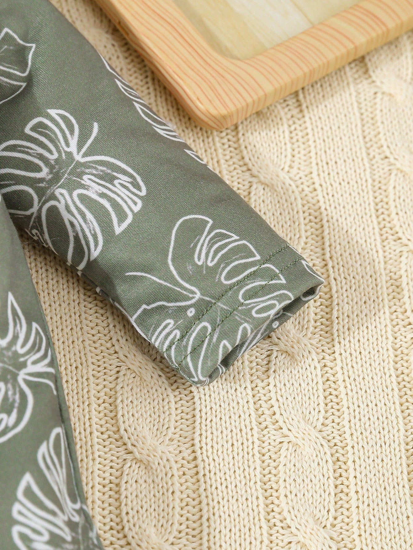 6pcs/Set Newborn Baby Boy/Girl Green Striped & Leaf Print Bodysuit, Pajamas With Hat