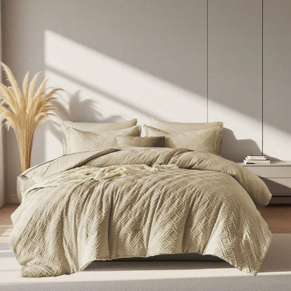 7pcs Simple And Stylish Embossed Comforter Sets Queen, 100% Polyester Lightweight Comfortable Summer Bedding Set, Super Soft And Breathable, Include 1 Comforter+1 Flat Sheet+1 Fitted Sheet+2 Pillowcas