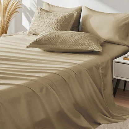 7pcs Simple And Stylish Embossed Comforter Sets Queen, 100% Polyester Lightweight Comfortable Summer Bedding Set, Super Soft And Breathable, Include 1 Comforter+1 Flat Sheet+1 Fitted Sheet+2 Pillowcas