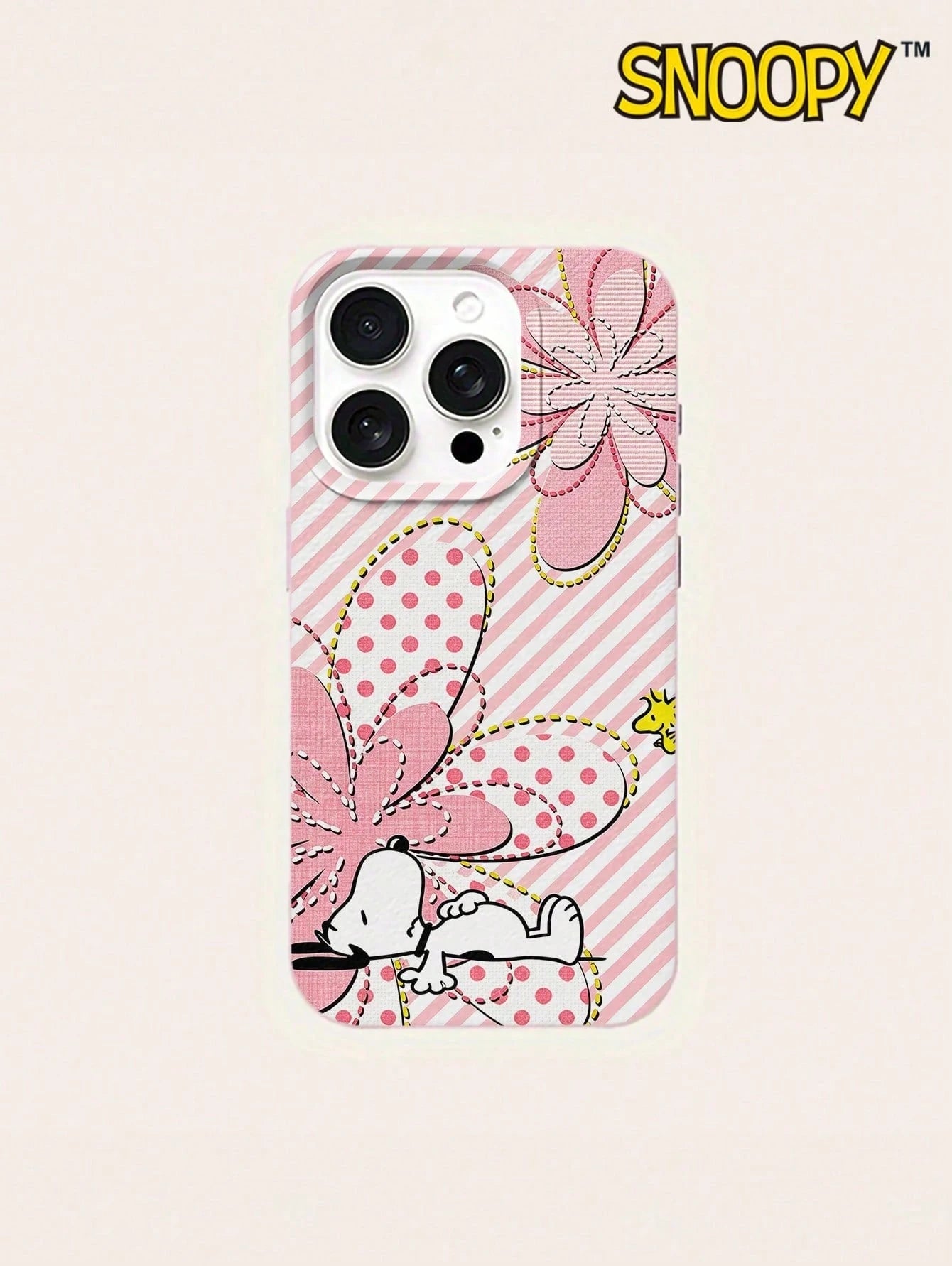 A Cute Cartoon Pink Snoopy Leather-Textured Phone Case, Suitable For Apple IPhone17 Pro Max/16 Pro Max/12 Pro/13/14 Plus/15 Pro Max/16 Pro Max And 11/13 Pro Models. The Simulated Leather Texture Provi