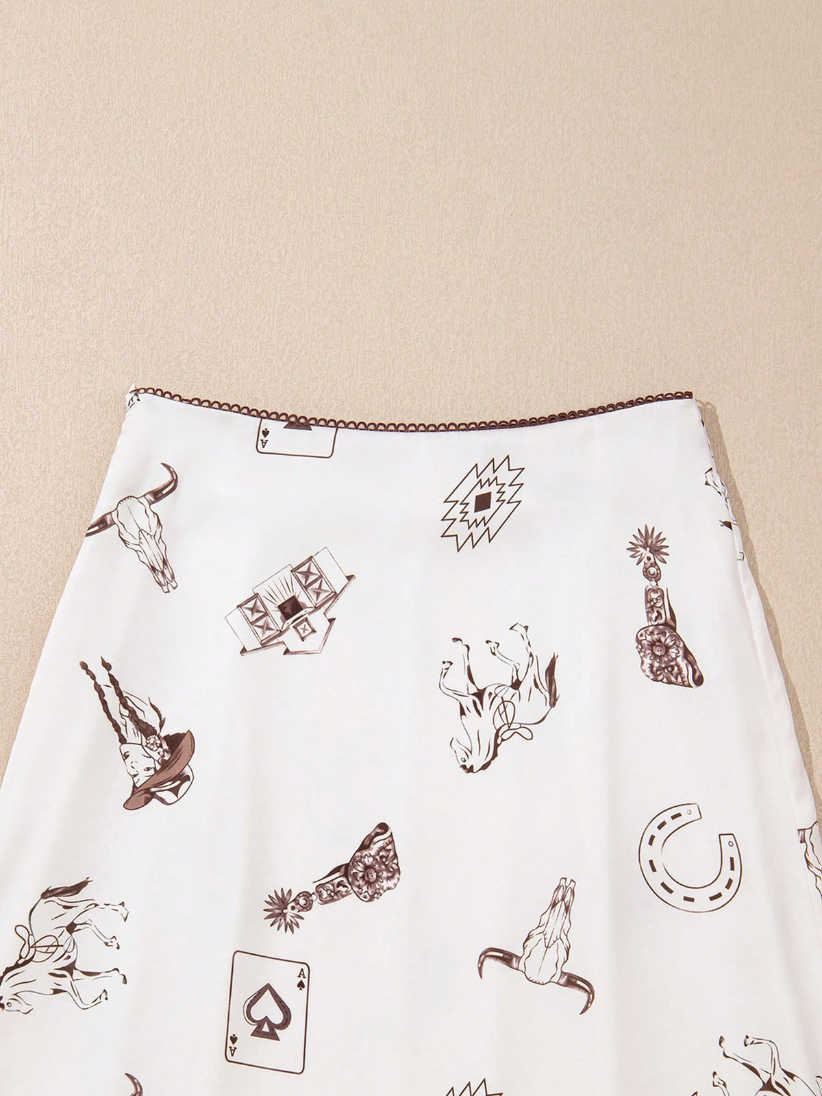 Acelitt Women's Beige Western Style Wild Horse Print Satin Casual Bodycon Skirt, All Season