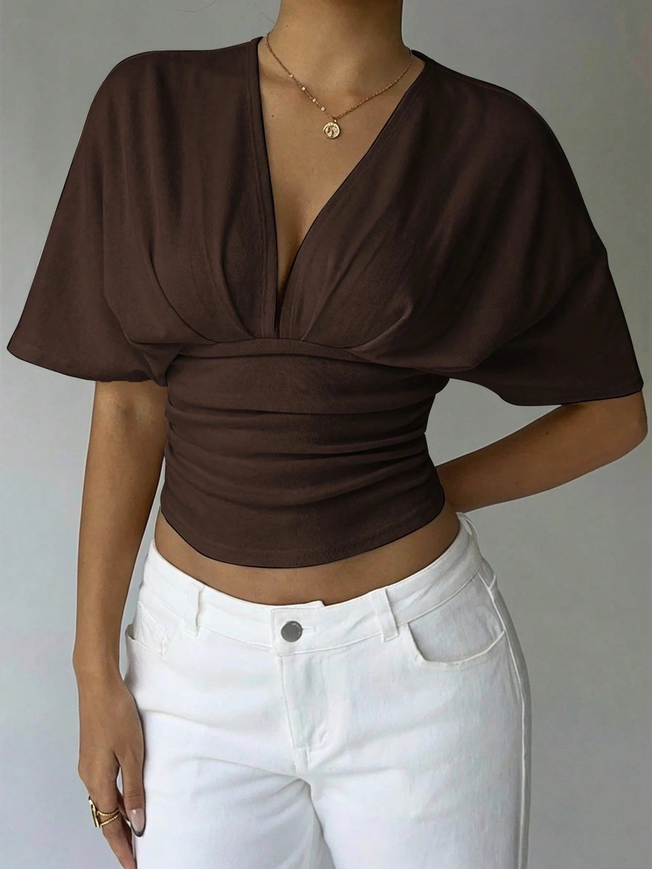 Aloruh 2pcs/Set Casual Elegant Deep V Pleated Short Sleeve Top,Slim Fit V-Neck T-Shirt,Plus Size Brown Black,Autumn,Formal,Evening,Night Out Club
