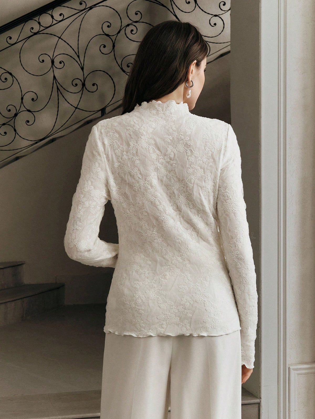 Anewsta Women's Mandarin Collar Fitted Ruched Lace Long Sleeve White Top