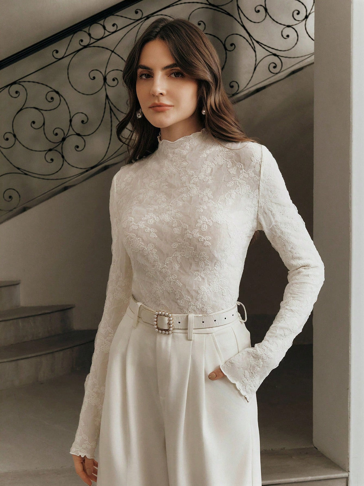 Anewsta Women's Mandarin Collar Fitted Ruched Lace Long Sleeve White Top