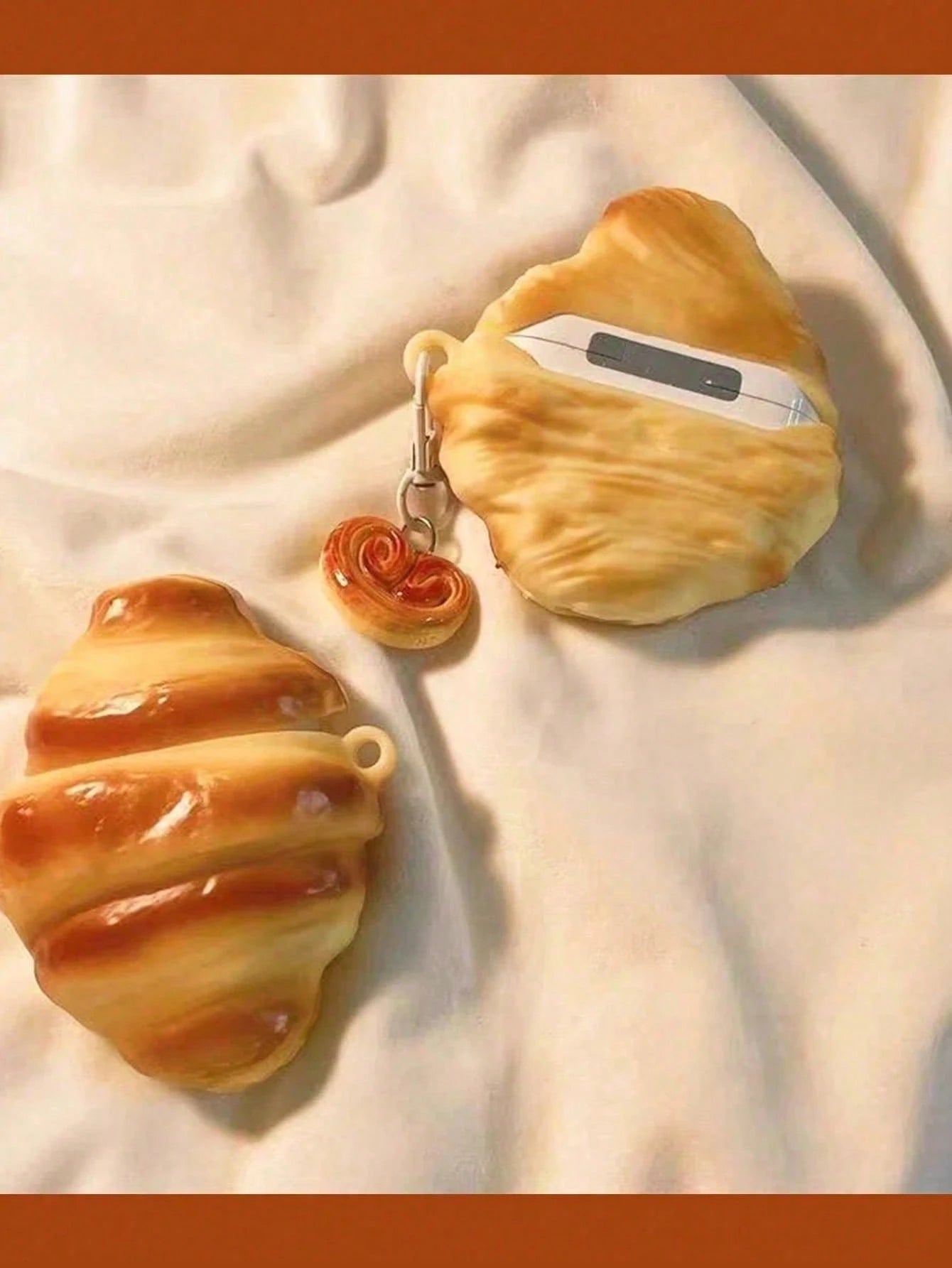 Asymmetric Shape Shockproof 1pc 3D Croissant Bluetooth Earphone Protective Case, Compatible With IPods 1/2/3/4/Pro/Pro2/Pro3, Designed For Women Birthday Gift