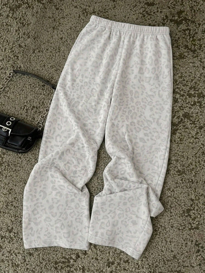 Attitoon Casual Minimalist Daily Versatile Party Airport Y2K Sweatpants, Light Color Leopard Print Pattern Summer Outing Women's Sweatpants
