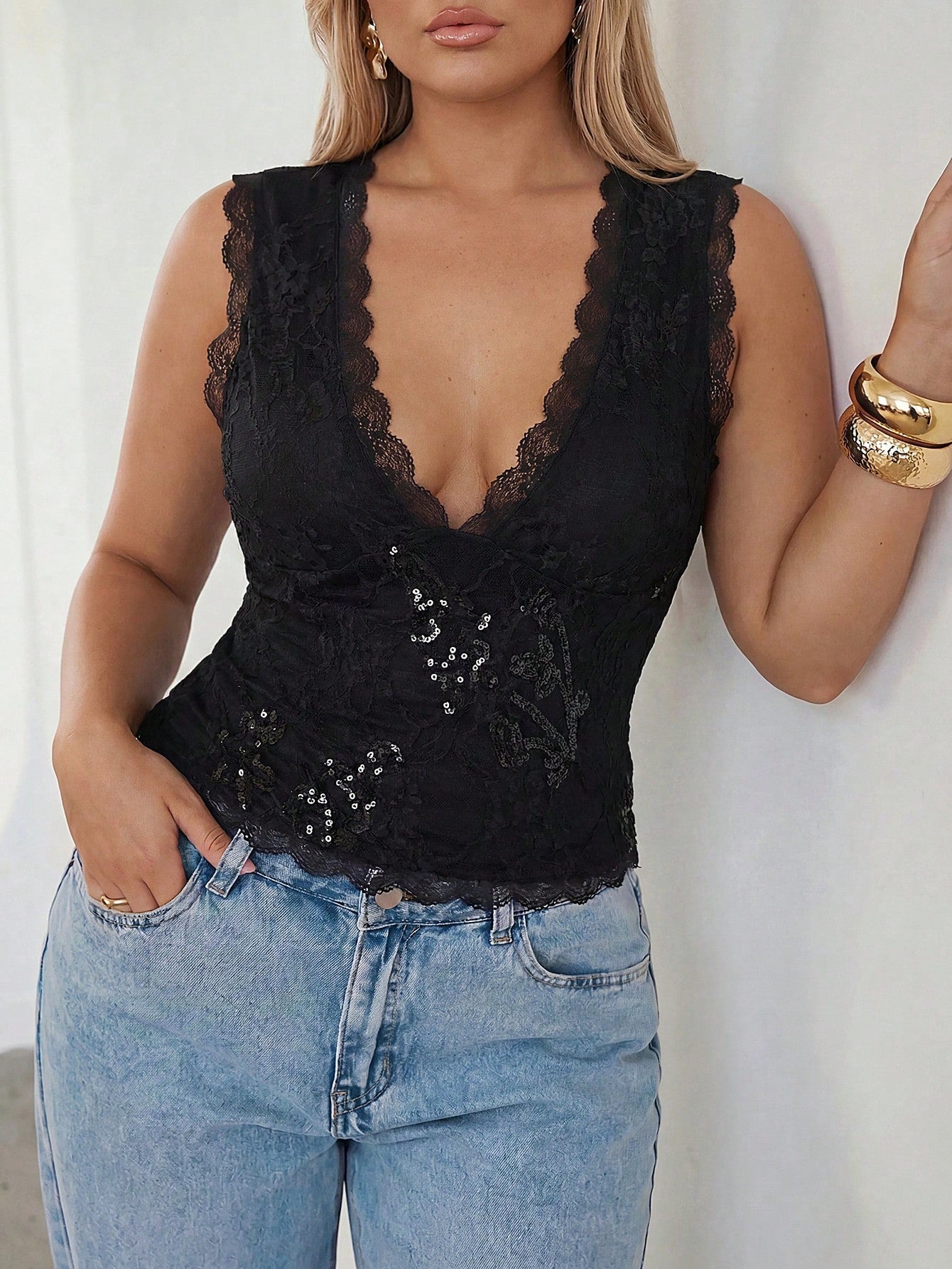 Auralis Plus Size Women's Lace Trim Sequin Casual Versatile Daily Wear Top