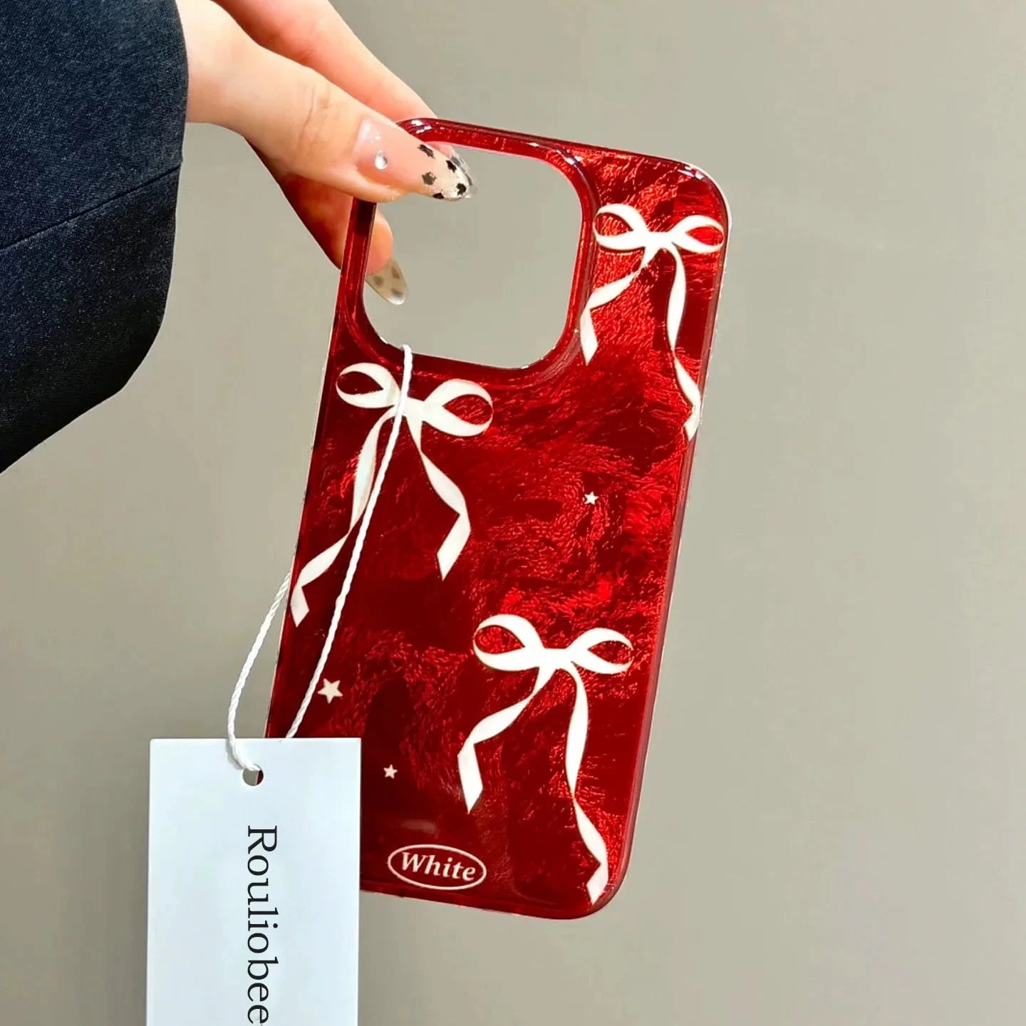 Autumn/Winter Christmas Red Background White Bowknot Glacier Pattern Anti-Fall Protective Phone Case Compatible With Apple 16/ 15 Pro Max/14/13/12