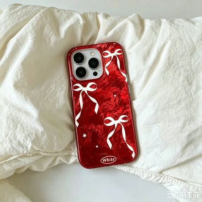 Autumn/Winter Christmas Red Background White Bowknot Glacier Pattern Anti-Fall Protective Phone Case Compatible With Apple 16/ 15 Pro Max/14/13/12