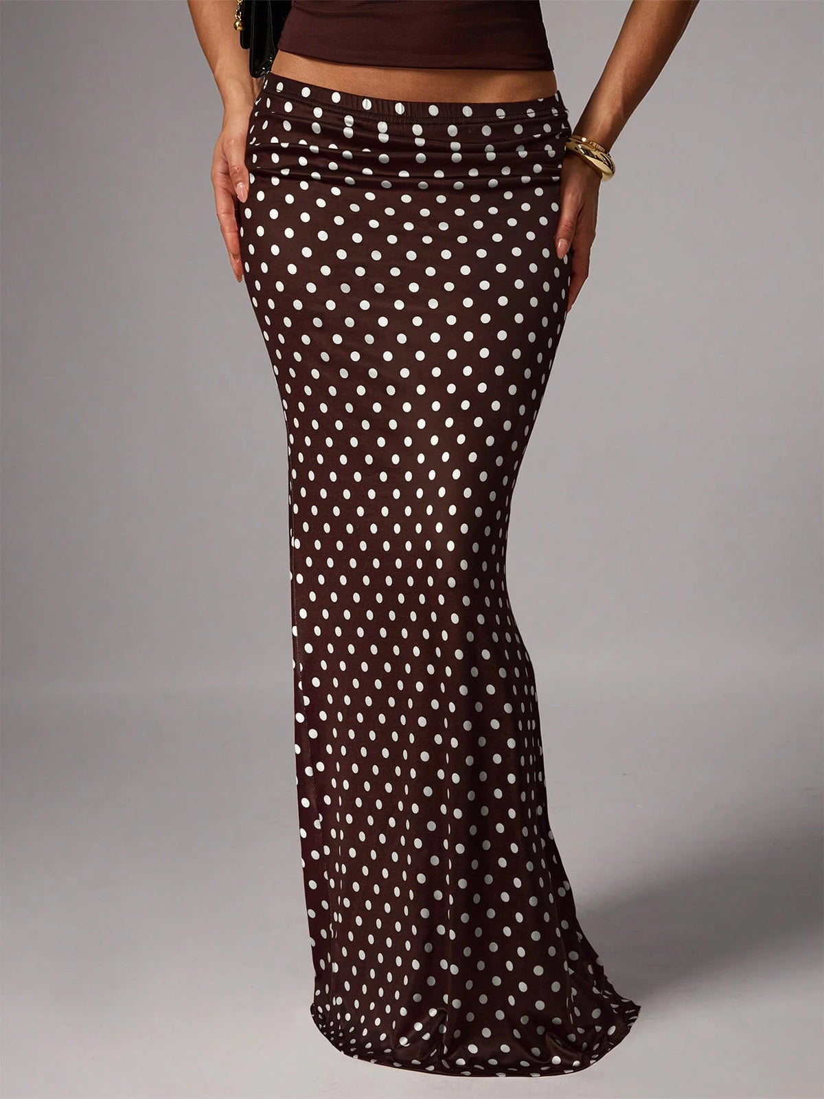 Avenya Elegant Brown And White Polka Dot Knitted Mermaid Skirt With Geometric Ruched Detailing Long Length Day Party Autumn