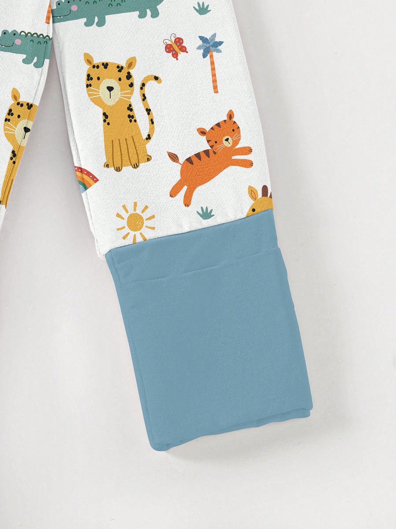 Baby Bamboo Fiber Zip-Up, Zoo Elephants Tigers Giraffes Print Romper, All-Season Knit Fabric Skinny Fit With Zipper Detail, Baby Girl Boy Spring Autumn Clothes, Perfect For Outdoor Sleep Gift.