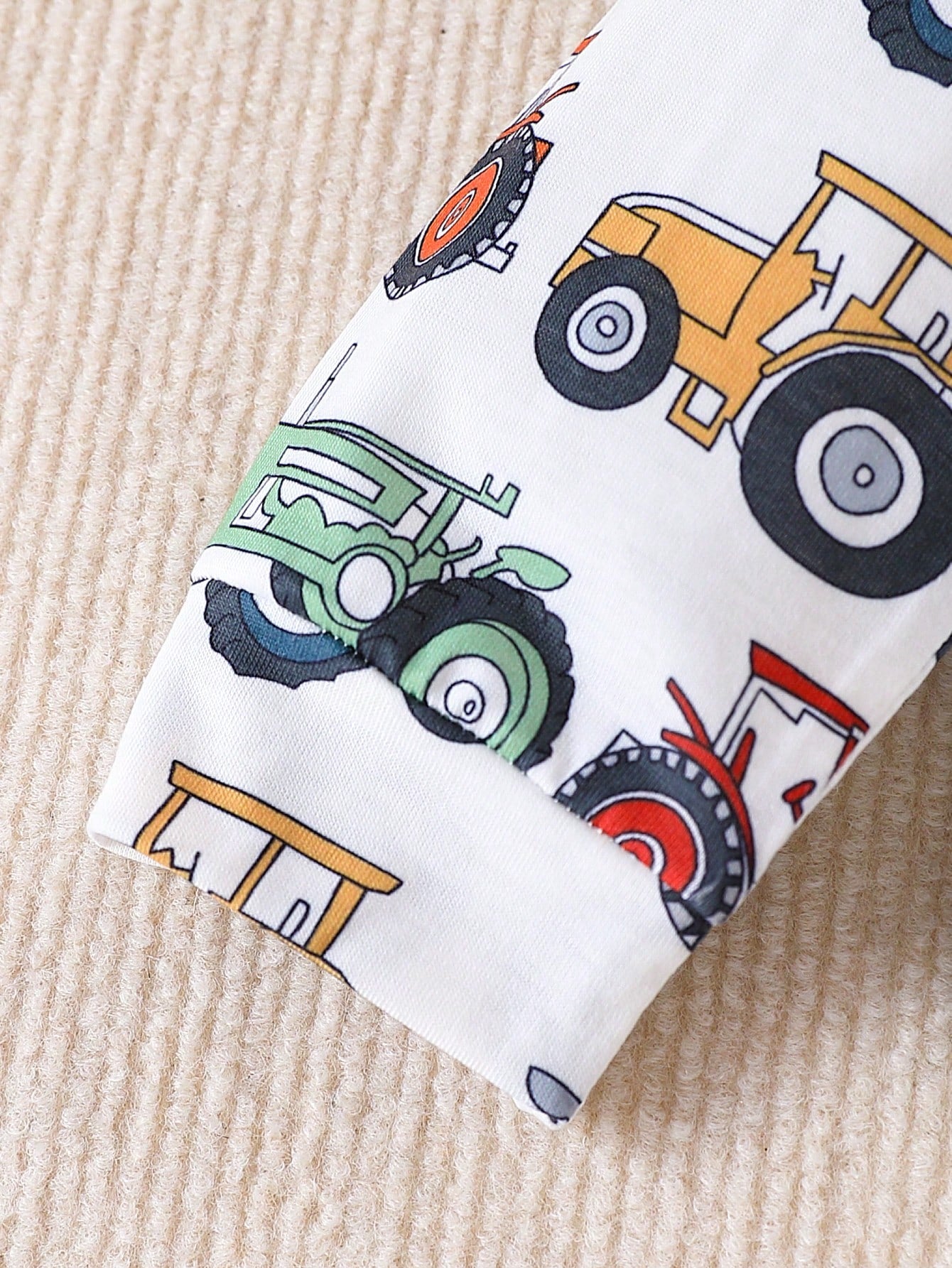 Baby Boy Cartoon Car Print Long Sleeve Top And Pants Set
