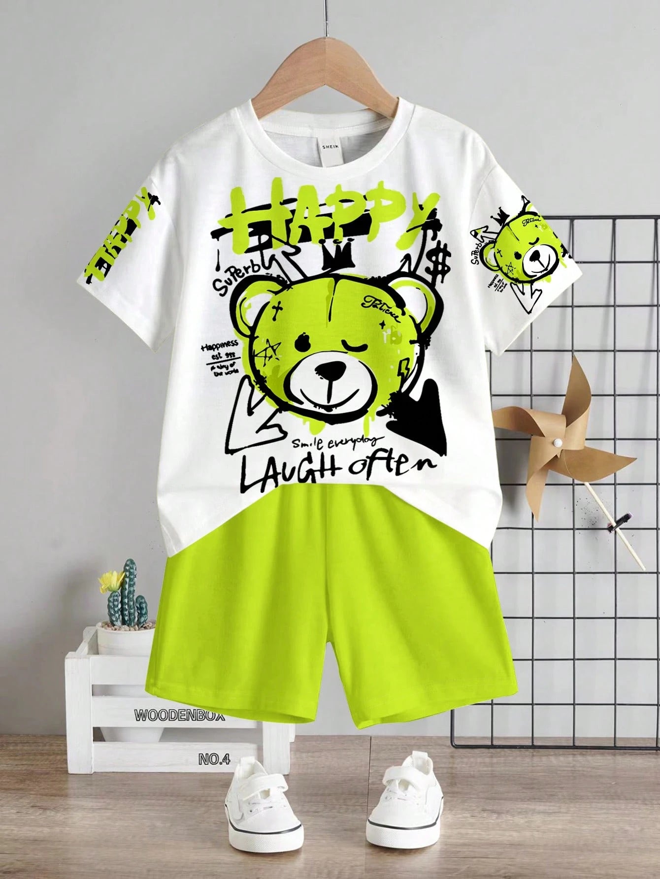 Baby Boy Casual Comfortable Fashionable Minimalist Round Neck Short Sleeve T-Shirt And Shorts Set, Suitable For Spring And Summer, Classic Cartoon Handsome Graffiti Bear Print