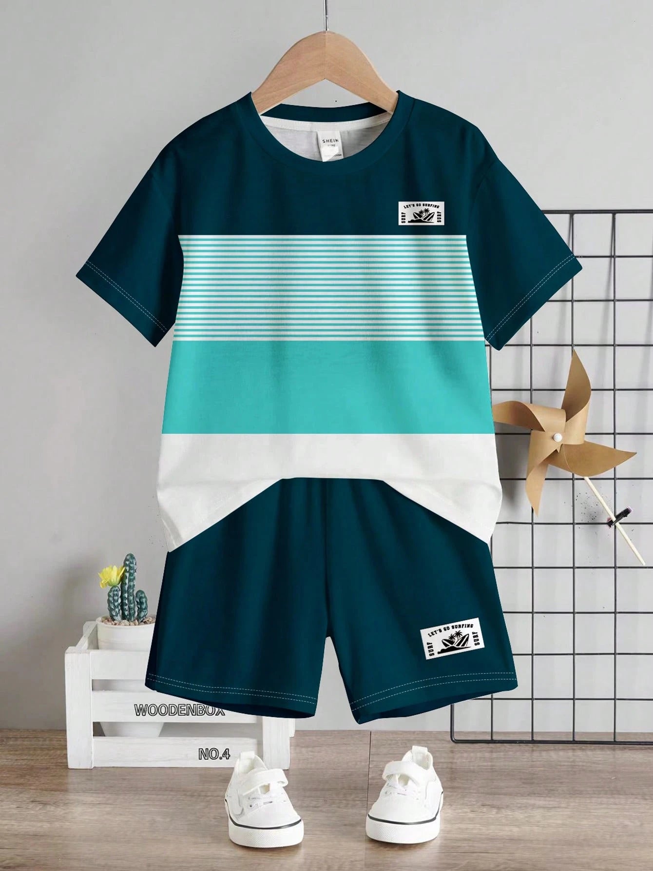 Baby Boy Casual Comfortable Minimalist Round Neck Short Sleeve T-Shirt And Shorts Set, Classic Cool Striped, Color Block, And Palm Tree Logo Printed, Suitable For Spring And Summer