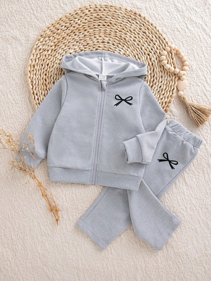 Baby Girl 0-3 Years Grey 2pcs Autumn/Winter Casual Bowknot Print Long Sleeve Hooded Sweatshirt & Sweatpants Set, Fashionable Casual, Sweet Suitable For Outings, School And Multiple Occasions