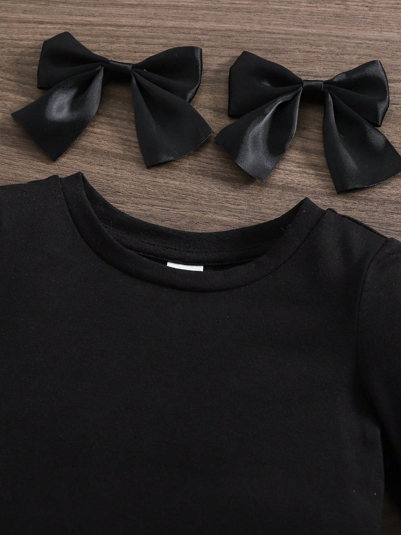 Baby Girl Bell Sleeve Long Sleeve Top With Flared Floral Pants 2 Pieces Set Black Baby Girls Sets