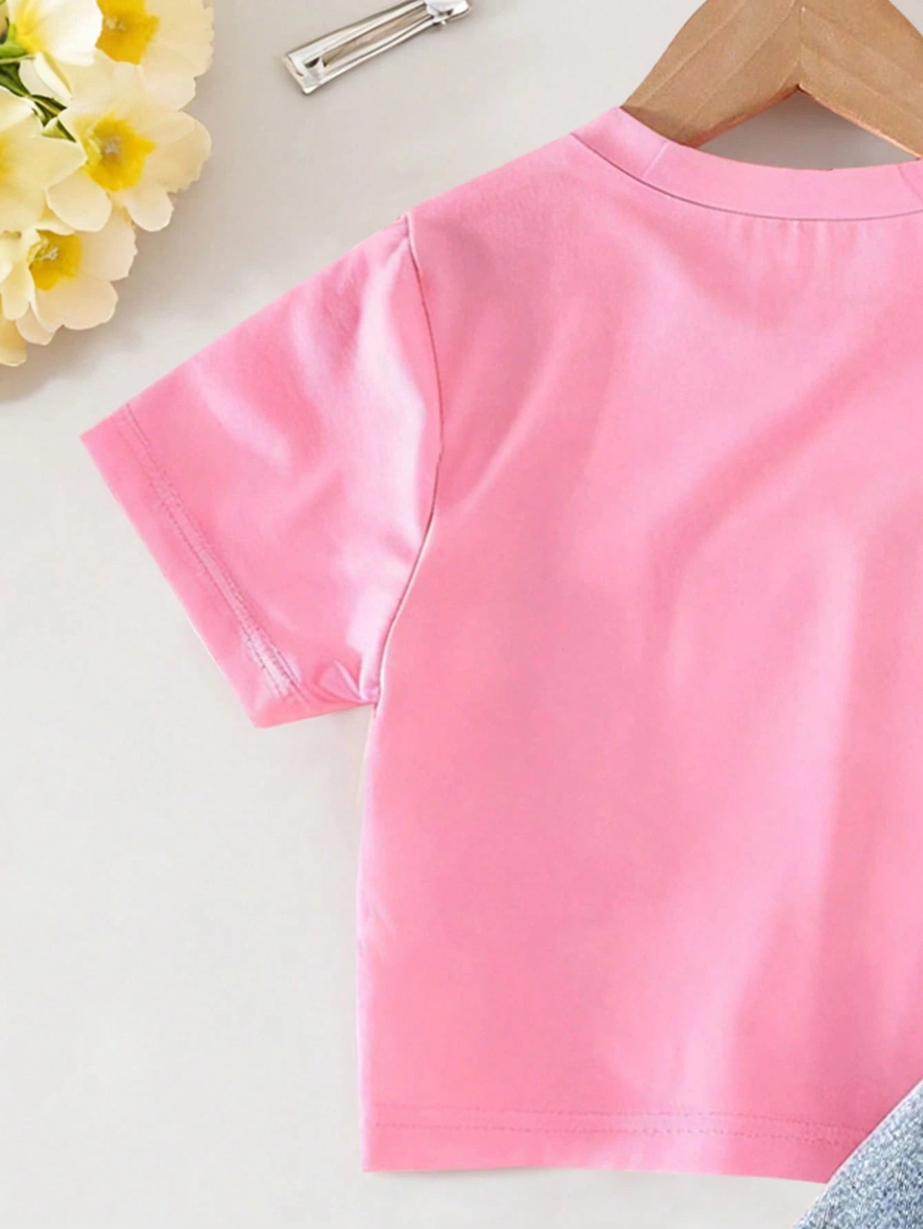 Baby Girl Letter Print Short Sleeve Top And Solid Color Denim Shorts, Summer Style