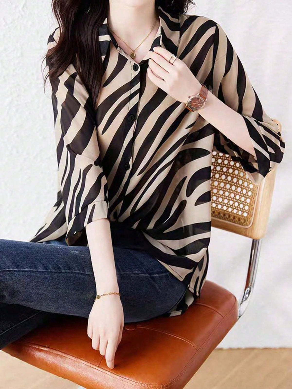 Balvessa Women's Elegant Beige Summer Everyday Blouses,Ladies Loose-Fit Minimalist Commuter Shirt,Casual Three Quarter Batwing Sleeve Collar Long Tops,Spring