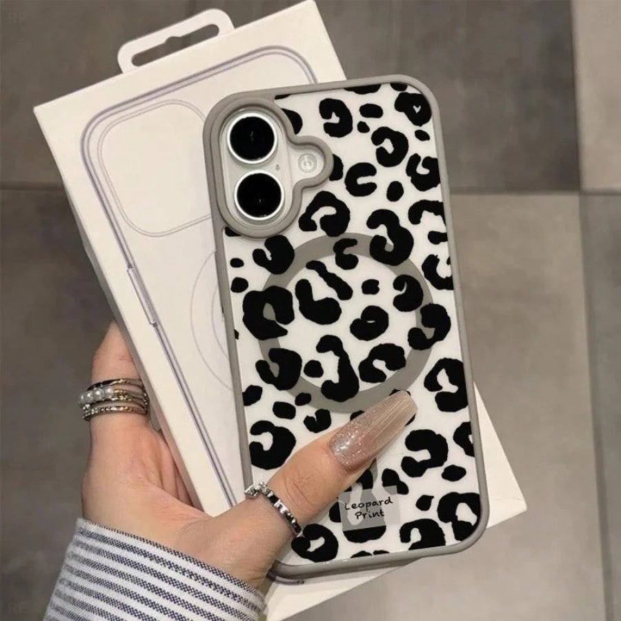 Black And White Leopard Print Magnetic Transparent Printing Mobile Phone Case, Suitable For IPhone17Pro Max 16 15 14 13 12 11 Pro Max Supports Wireless Charging, Using Advanced Acrylic Material, Unise