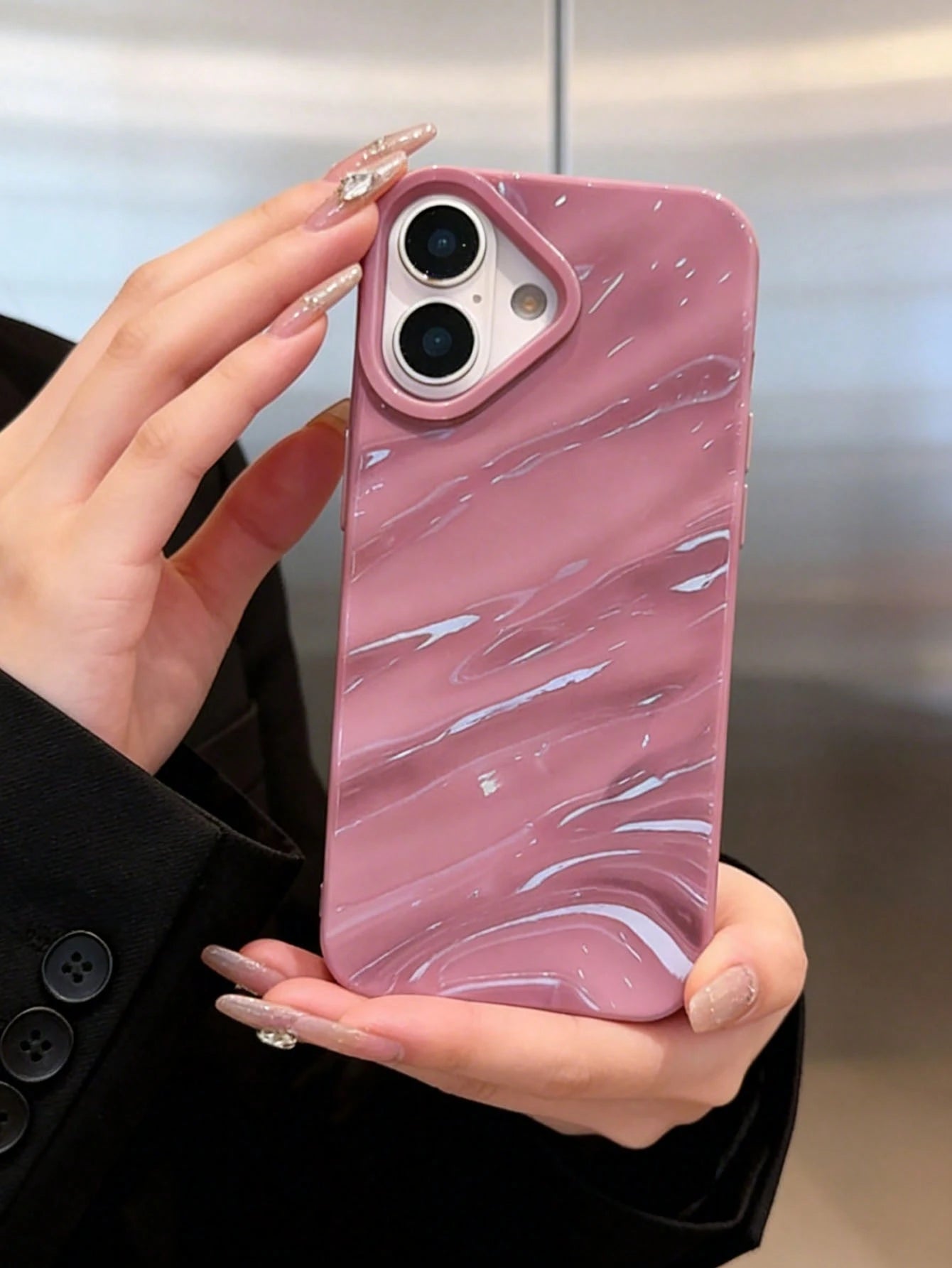 Black Asymmetrical Wave Pattern Wave Ripples 1pc New Glossy Wavy Pattern Soft Protective Phone Case, Compatible With IPhone 17 Pro Max/17/17 Pro/16 Pro Max/16/16 Pro/16 Plus/15 Pro Max/15 Pro/15 Plus