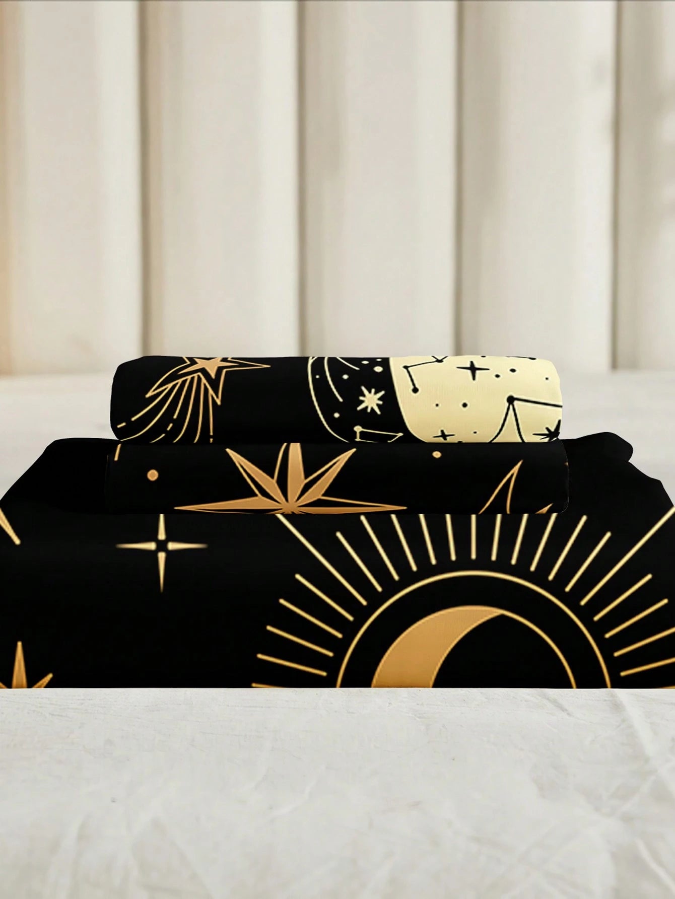 Black & Gold Sun & Moon Bedding Set, Bohemian Style Duvet Cover Set, Gold Moon & Star Print 3 Pieces Set, Room Decor, Bohemian Style Duvet Cover, Soft & Lightweight Microfiber Duvet Cover, Unisex, 2