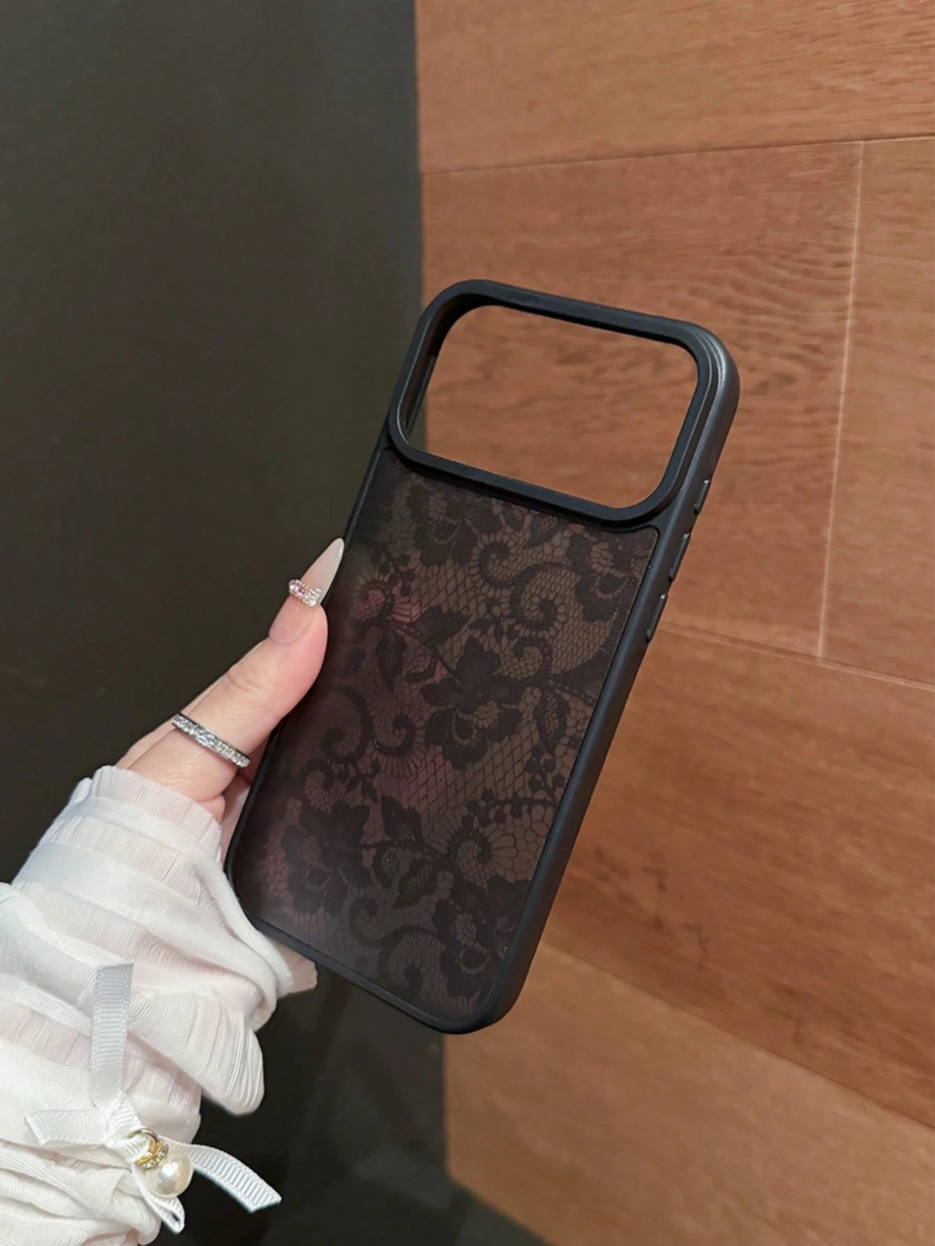 Black Silicone Lace Pattern Silicone Lanyard Style 1pc Silicone Lanyard Lace Pattern Matte Transparent Phone Case Compatible With Iphone17 17pro 17Air 17promax11 11Pro 11promax 12 12 Pro 12Promax 13 1