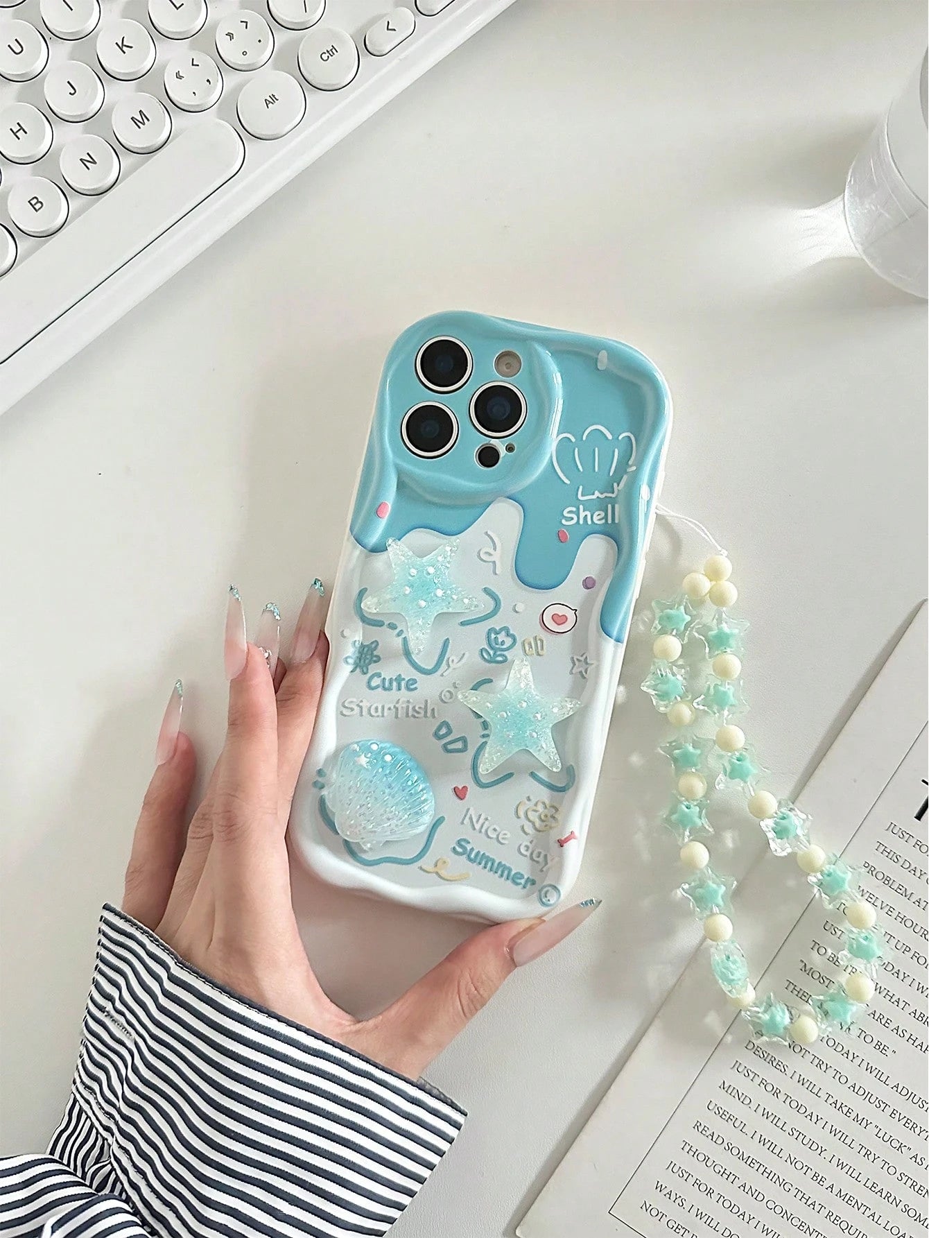 Blue Ocean Elements Novelty Cases Blue Ocean Elements Novelty Cartoon Starfish Handmade Decor Accessories, Beige Color Painted Cream Wavy Pattern Protective Case With Chain, Compatible With Iphone 17