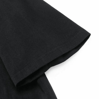 Boo Halloween Pumpkin Pink Ribbon Witch Breast Cancer T-Shirt, Loose Fit Printed T-Shirt, Festive Attire, Suitable For Family Fun.